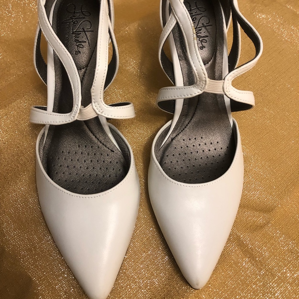 Life Stride White Leather Strappy Heel